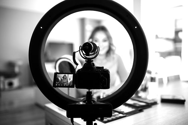 Beauty Vlogger_edited.jpg