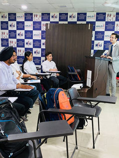 Ayushmaan Dass | Trainer