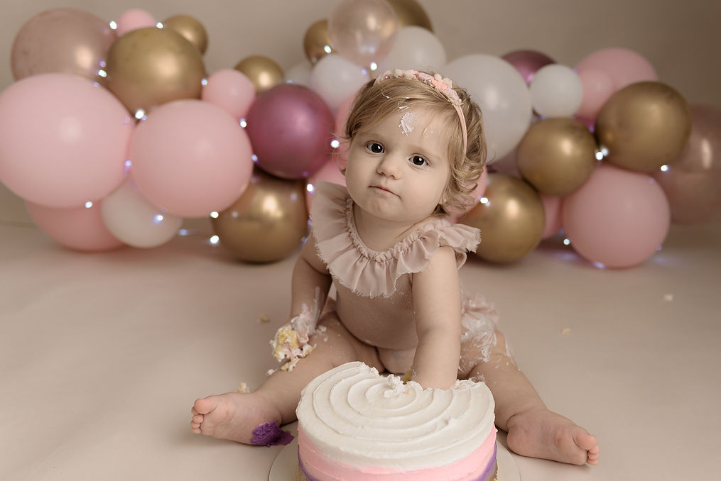 Helena_Cake_Smash-20-Editar.jpg