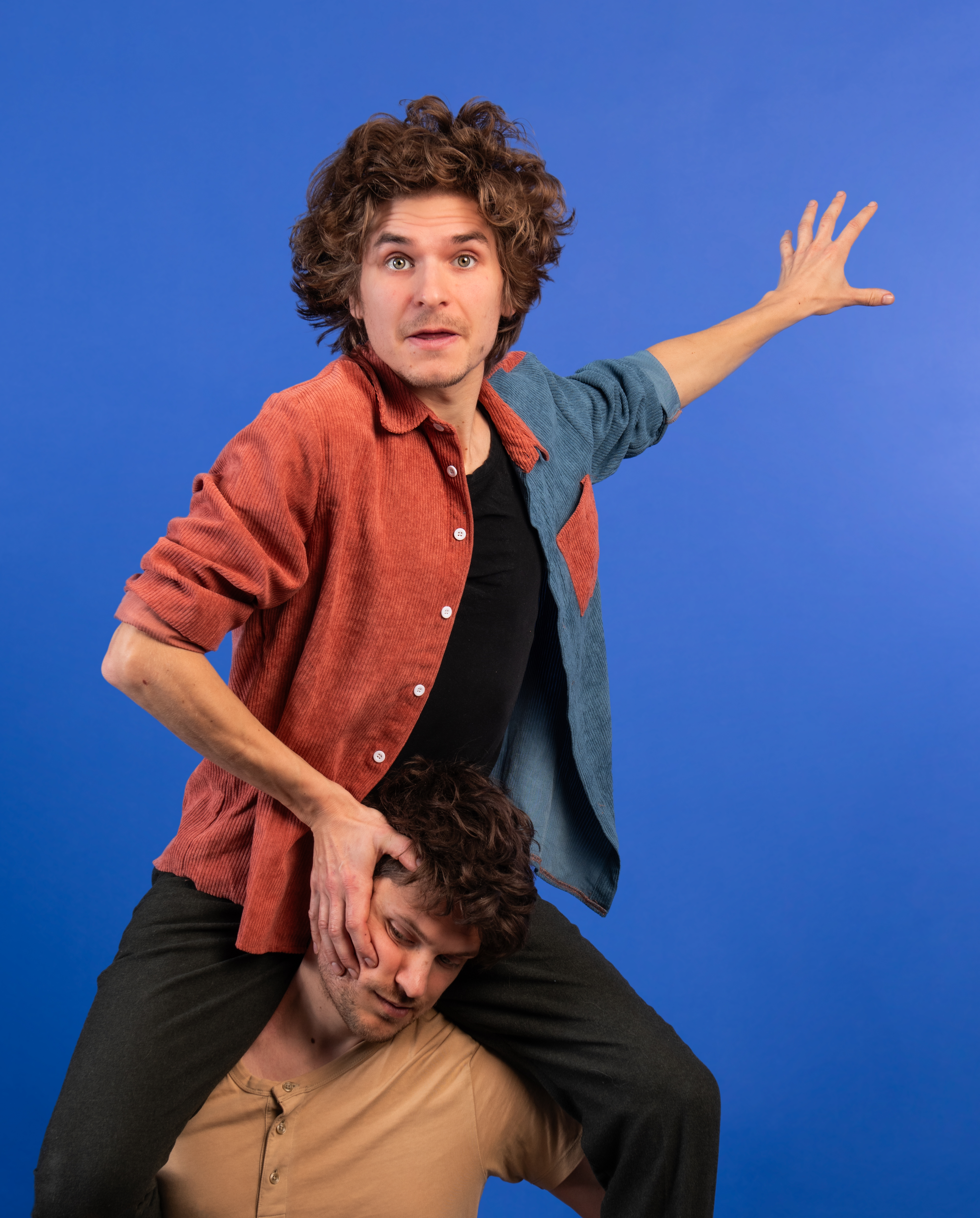 Lander en Adriaan Severins_BROER_staand close_Noortje Palmers.jpg