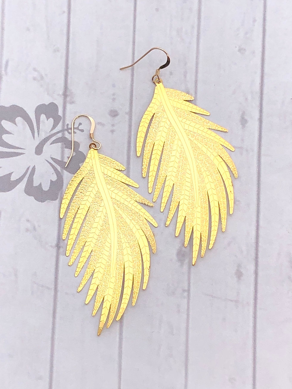 Thumbnail: Gold Filigree Leaf Earrings
