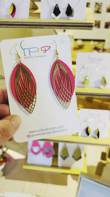 Thumbnail: Bright Pink & Brass Leather Petal Earrings