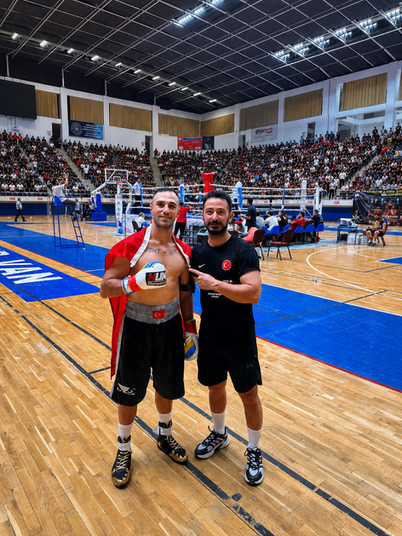 Kenan Güzel Van’da Kazandı: 3. Profesyonel Maçta 3. Nakavt