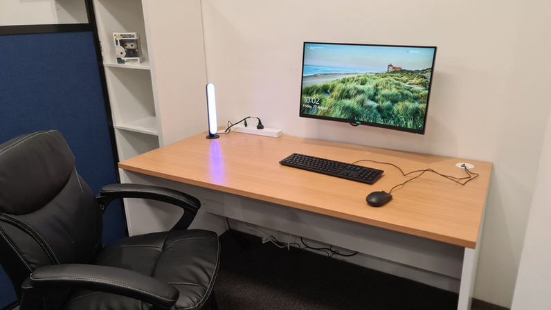 BTA Mona Vale Tutoring - Desk I.jpg