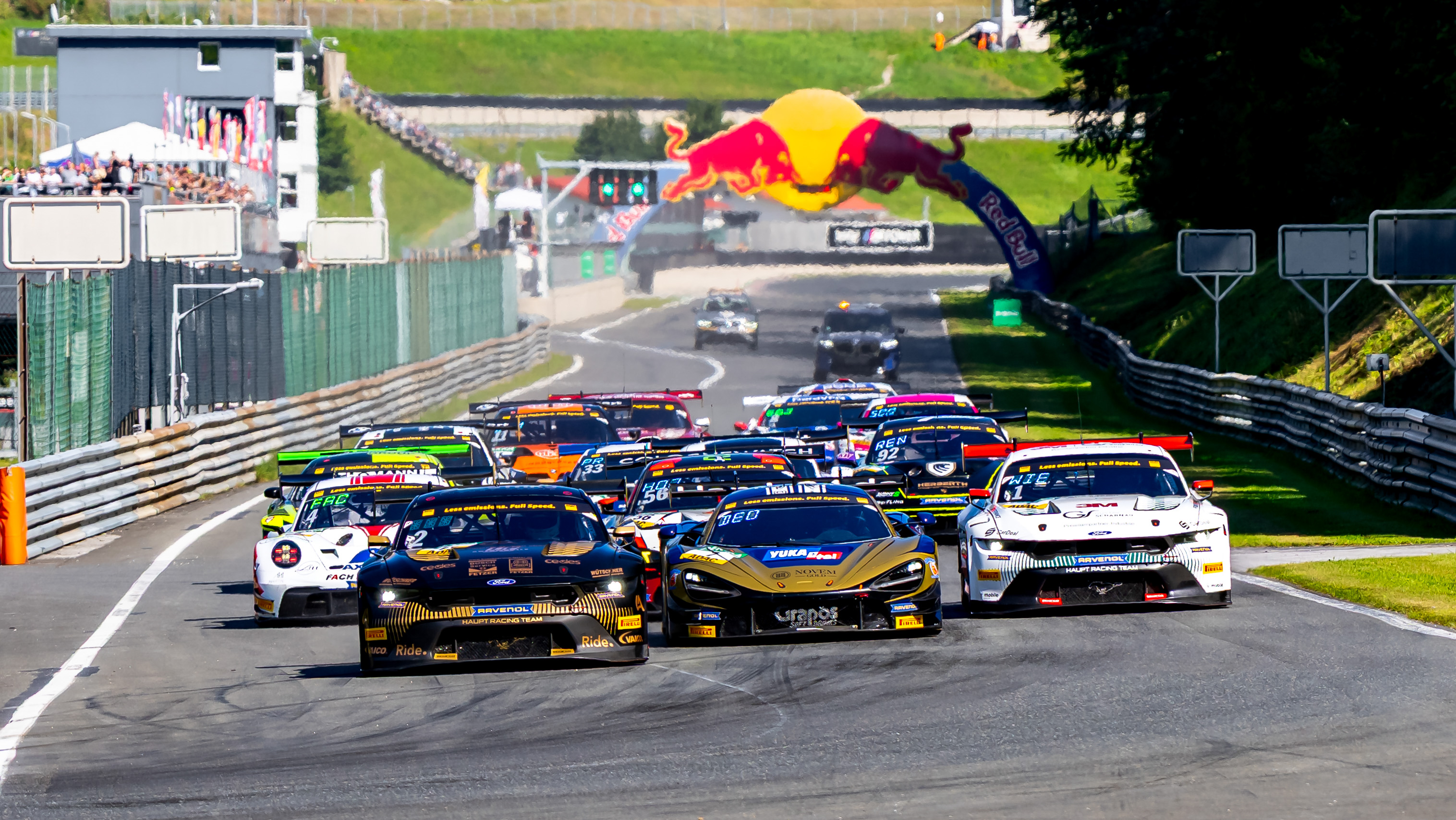 Martin Motorsport, Salzburgring, ADAC GT Masters, HRT, Mclaren