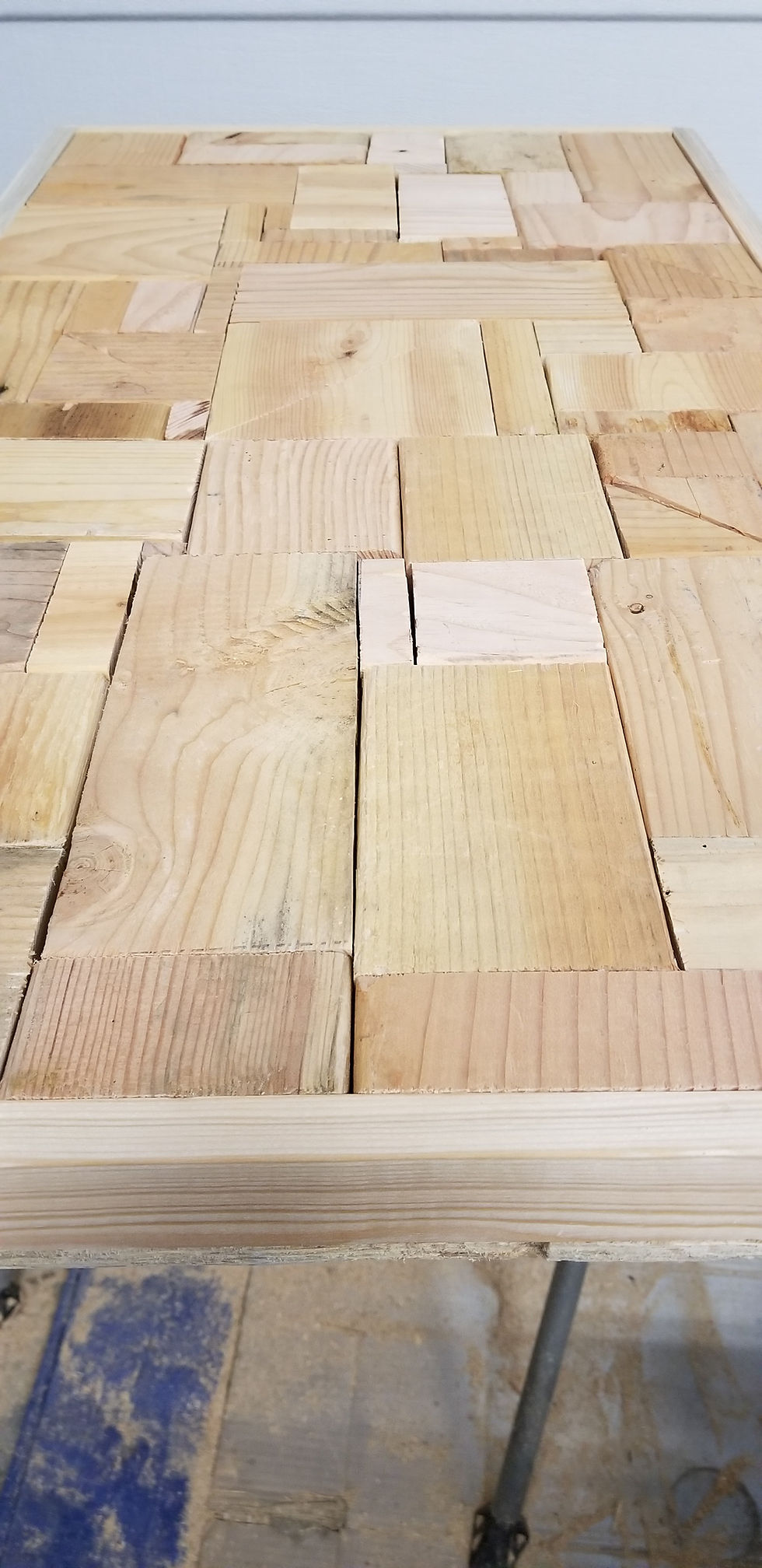 Thumbnail: Fun (Puzzle?) Table!