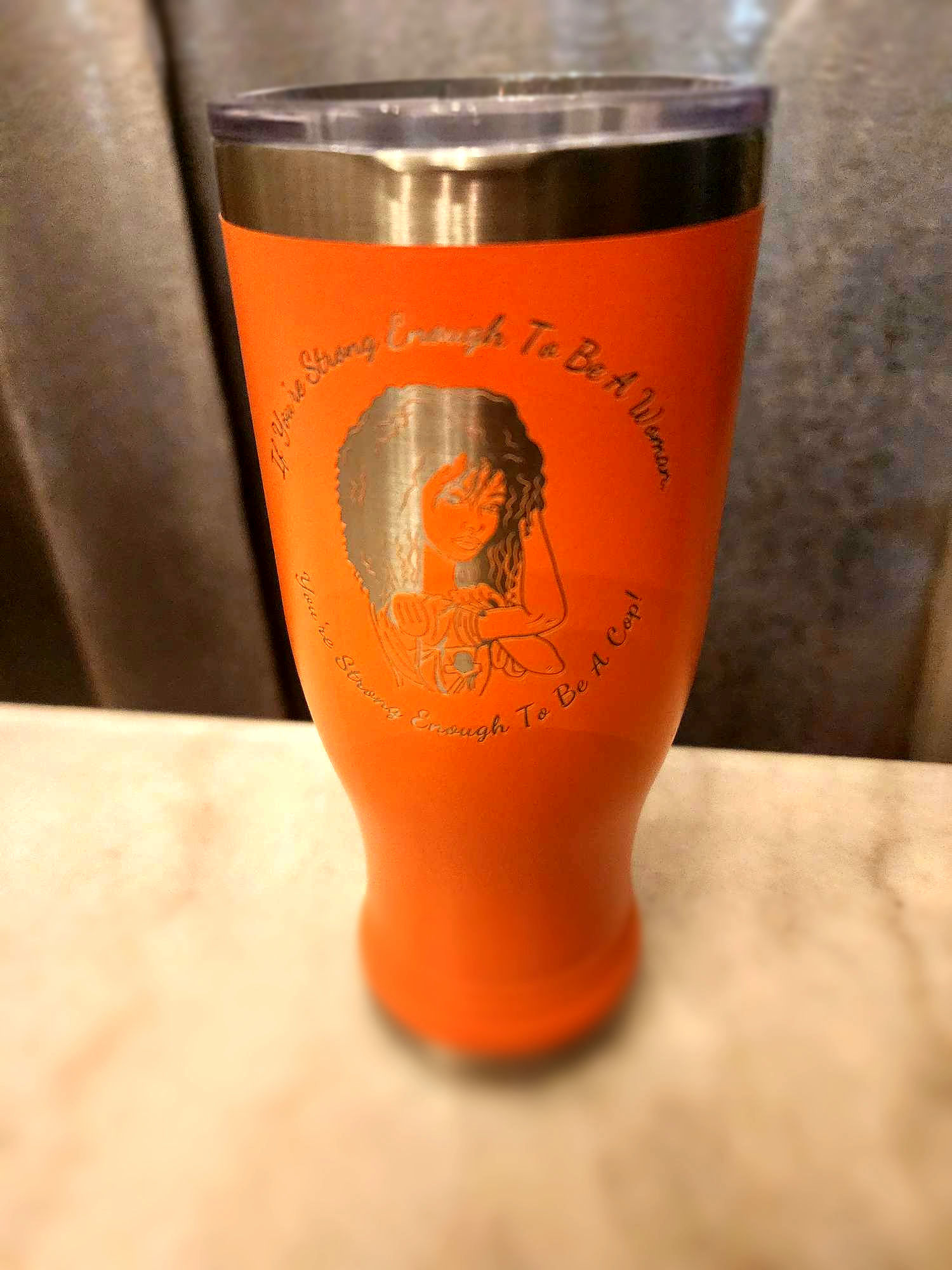 Coral 14 oz. Polar Camel Pilsner with Clear Lid