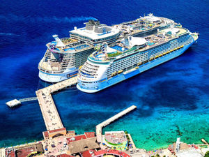 Cozumel en debate: promesa de desarrollo con un nuevo muelle o amenaza al entorno y la comunidad.