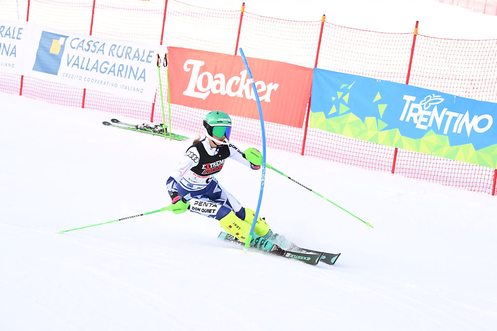Natali Machytkova, oro nello slalom under 16 femminile