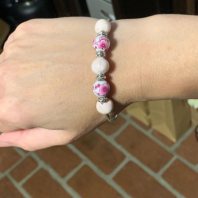 Thumbnail: Petal bead bracelets
