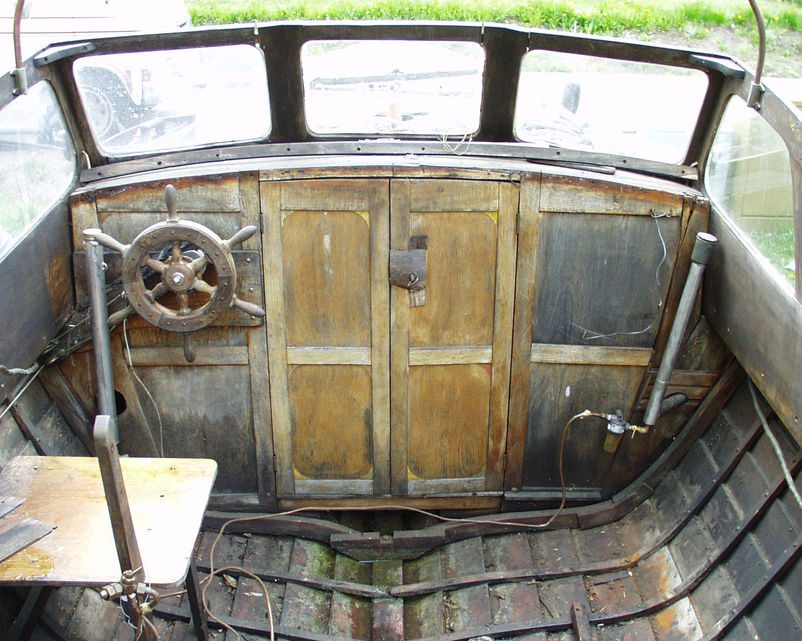 Snipa being dismantled