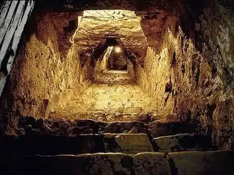 IVAN THE GREAT TUNNELS UNDER MOSCOW