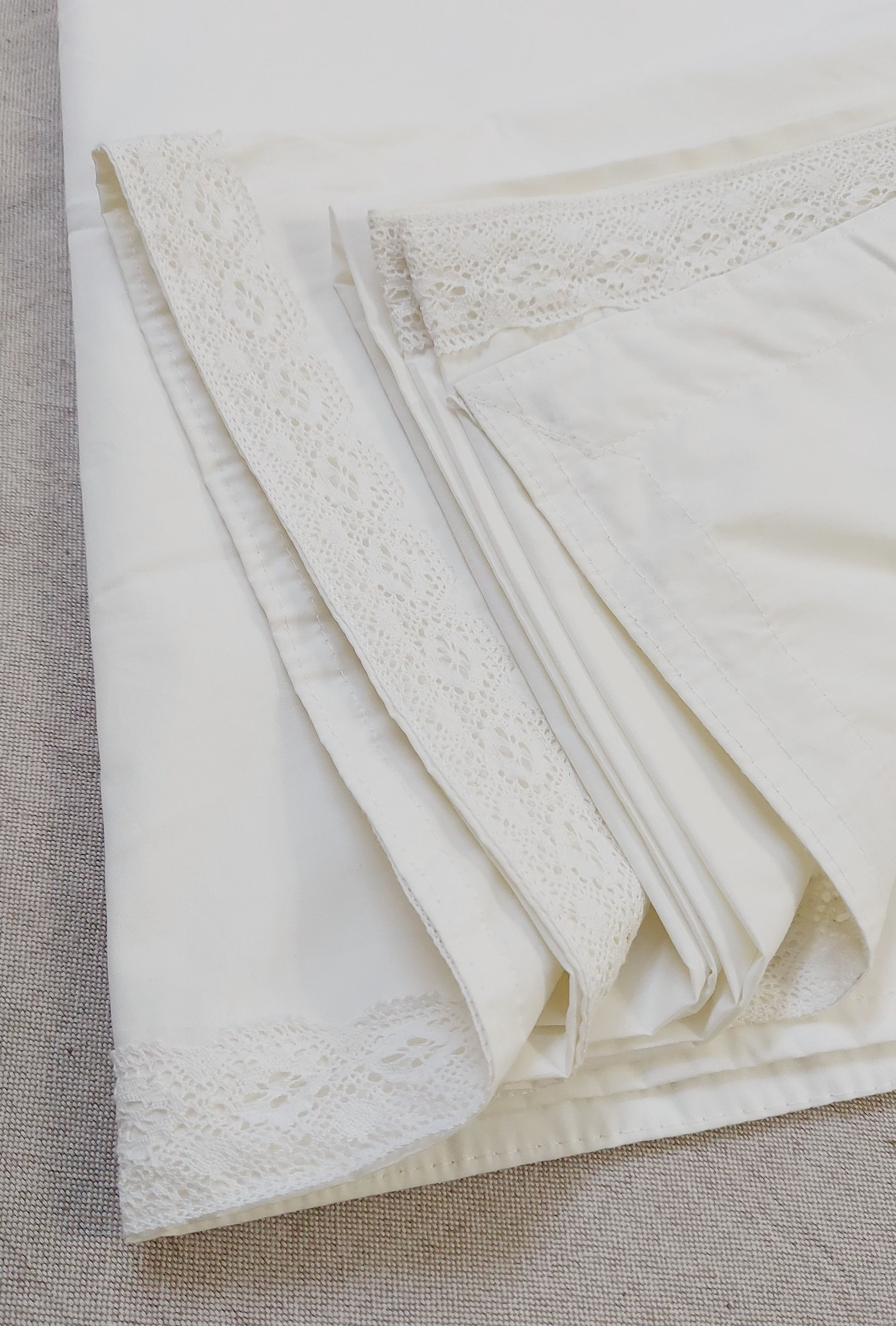 Snow White Top Sheet with French Cotton Lace Border