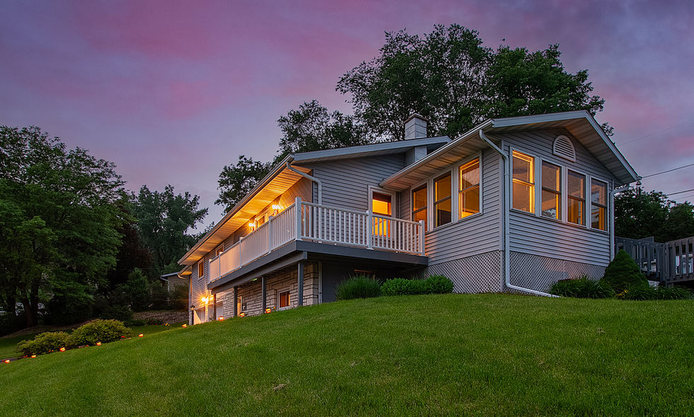 38 5915 Robil Ct East.jpg