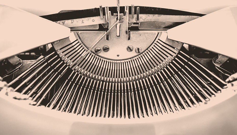 The type hands of a type writer