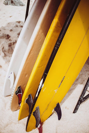 planche de surf jaune