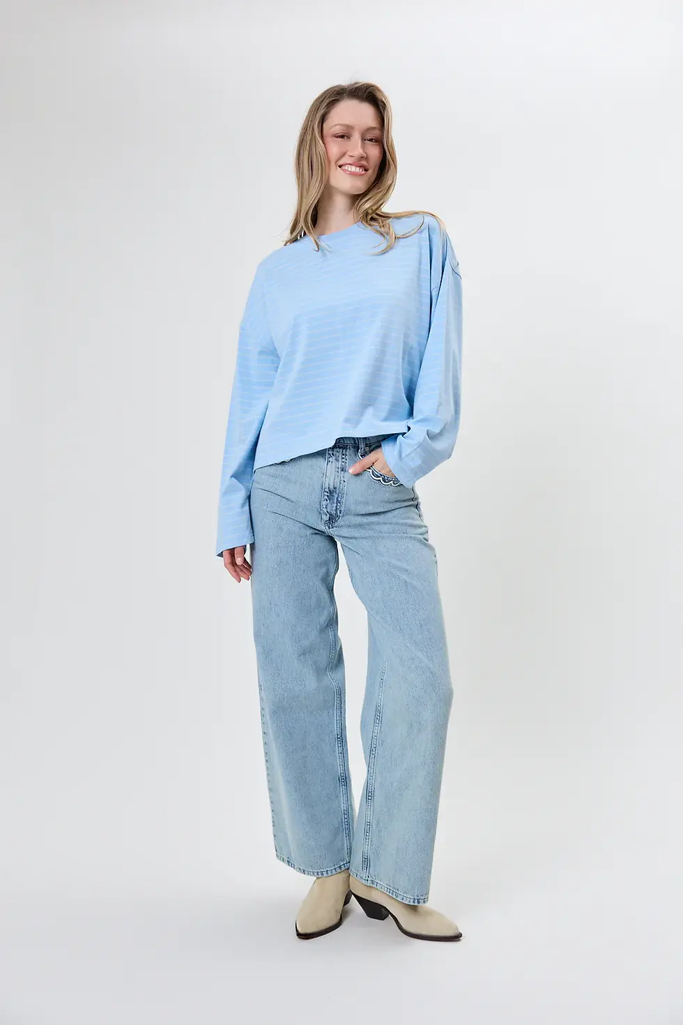 Miniaturbild: Oh April Regular Longsleeve Hot Girls Sky Blue