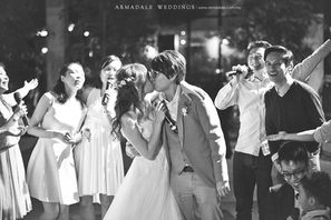 How to Choose Your Wedding Photographer / Videographer