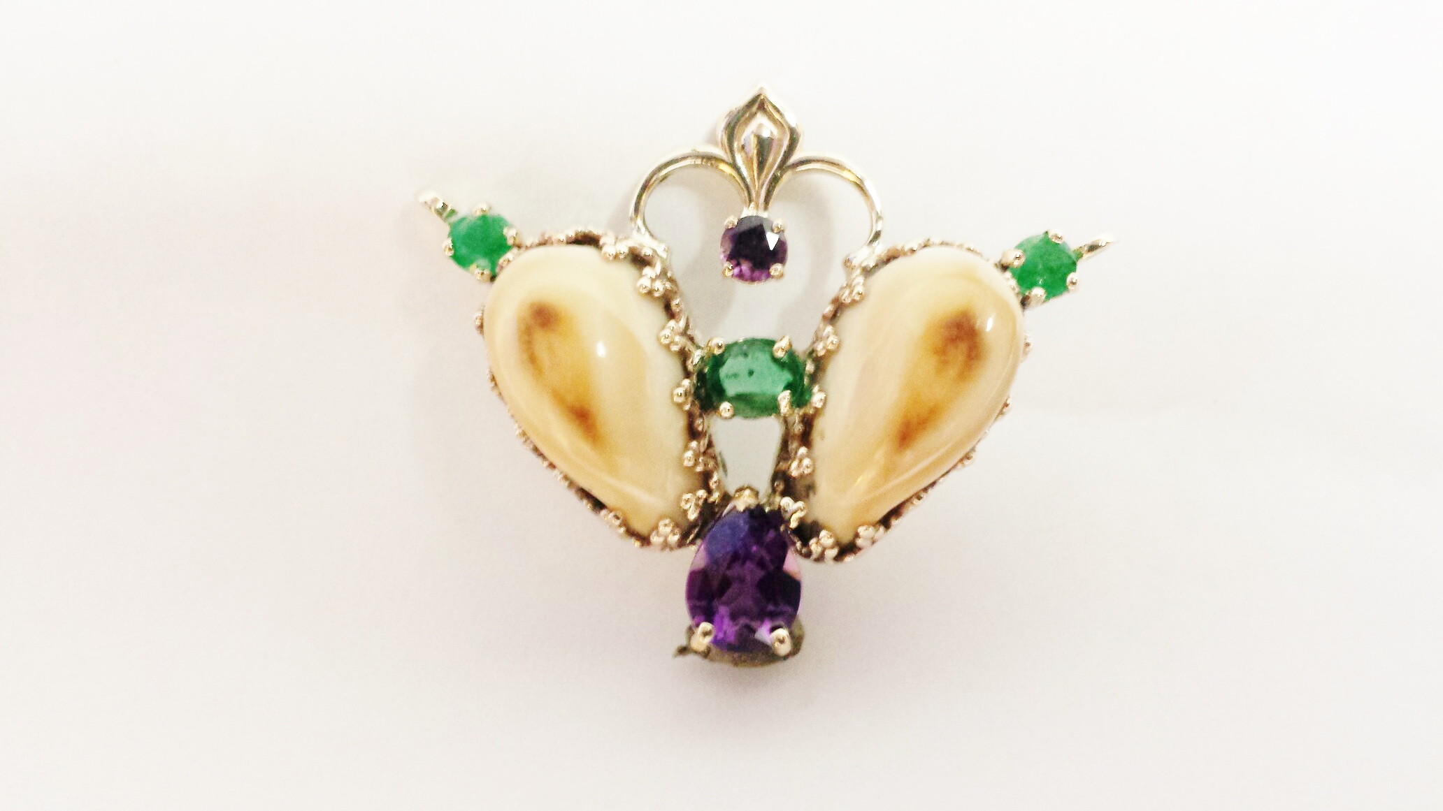 Gemstone ivory pendants