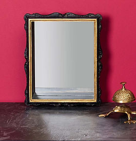Étagère murale boîte noire et miroir.jpg