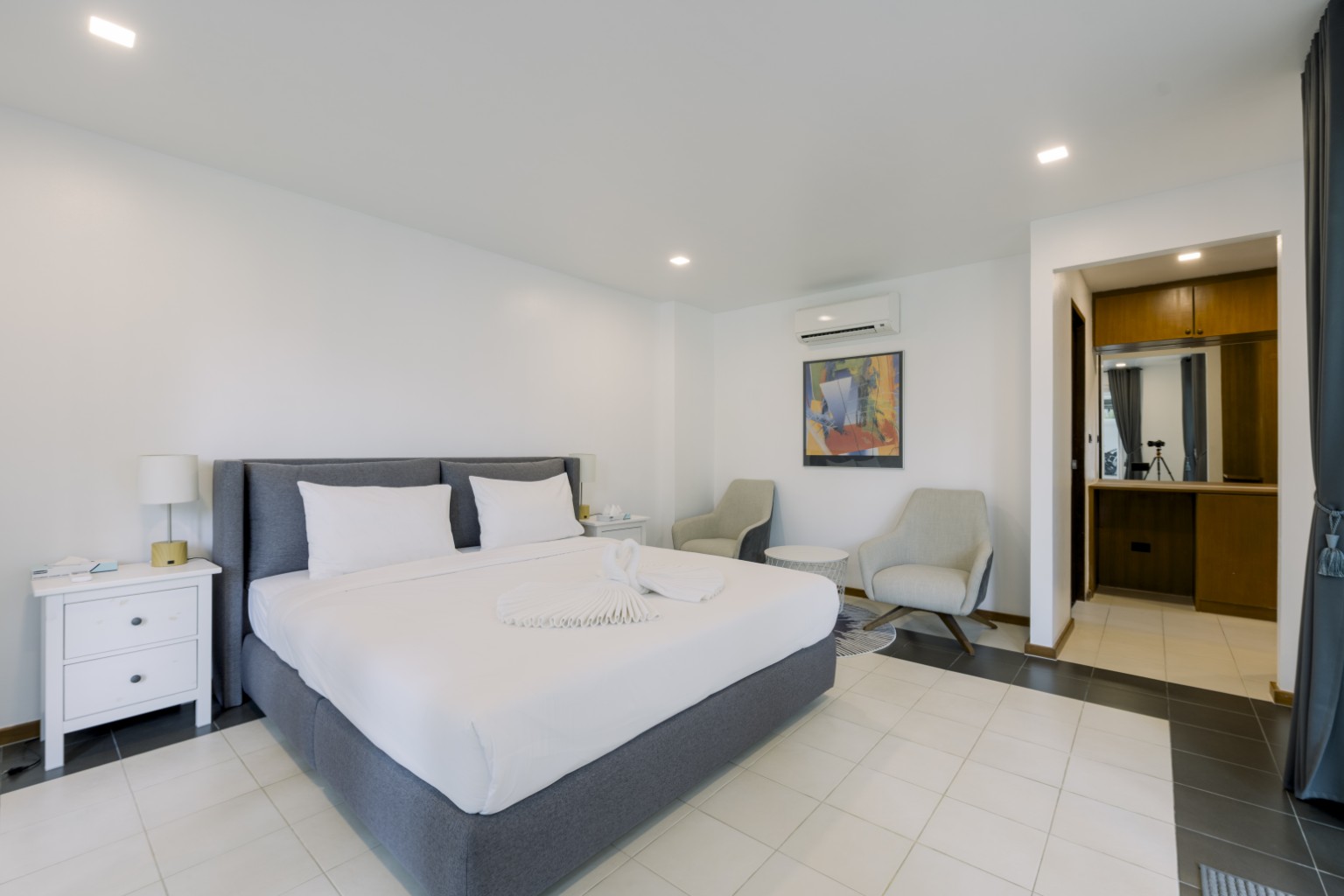 Second bedroom