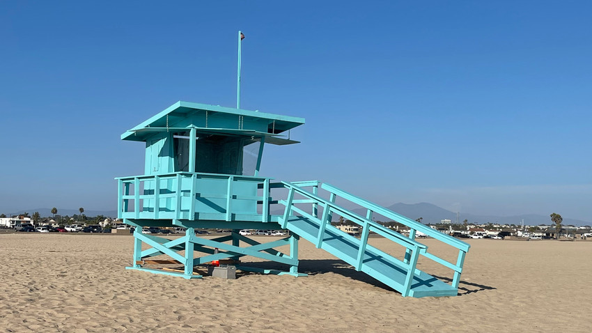 SOUTHERN CALIFORNIA LIFEGUARD TOWER