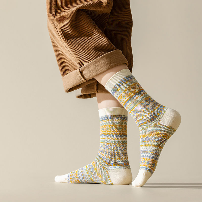 3 Pack Womens cotton Socks Autumn and Winter Warm Socks Thick Knit Cabin Cozy Cr