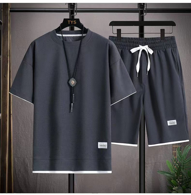 Thumbnail: summer short-sleeved men's casual sports set men's loose-fitting T-shirt shorts 