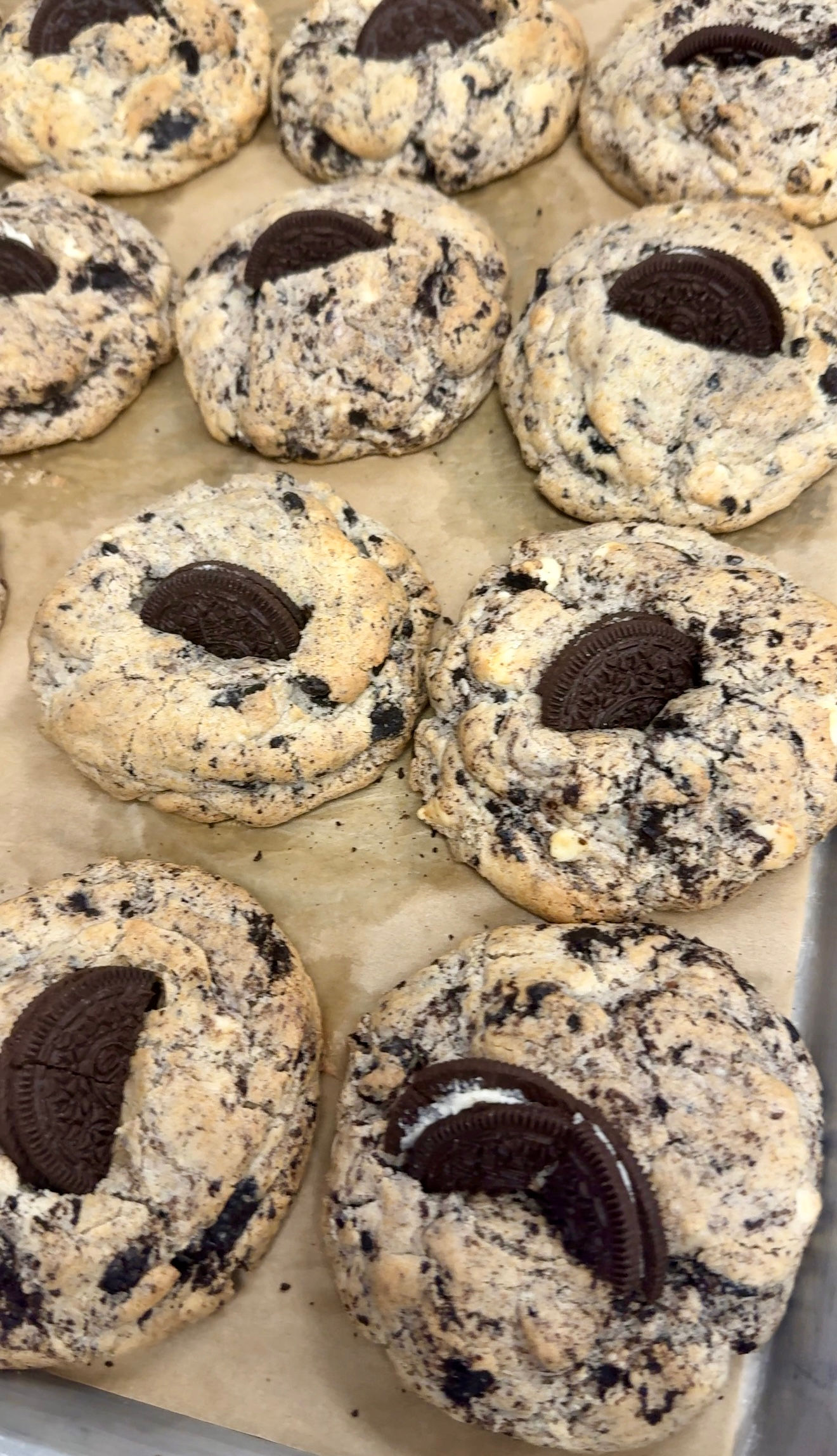 Oreo White Chocolate Cookie Box- 6 pack