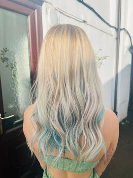 Freshen up for blonde hair