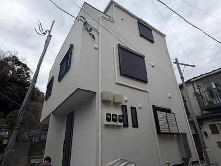 施工事例】新築一戸建てにデザインアンテナ＆BSアンテナ設置！高所作業車で完璧な仕上がり｜千葉県エリア