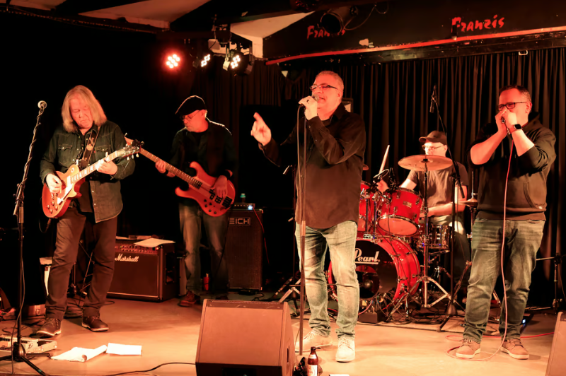Red Bananas Blues Band