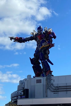 Universal 4