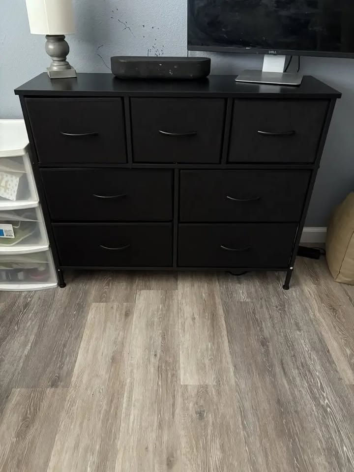 Thumbnail: Brand New - 7 Drawer Dresser (Black)