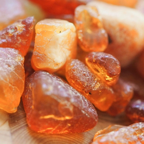 egyptian-amber-candle.webp