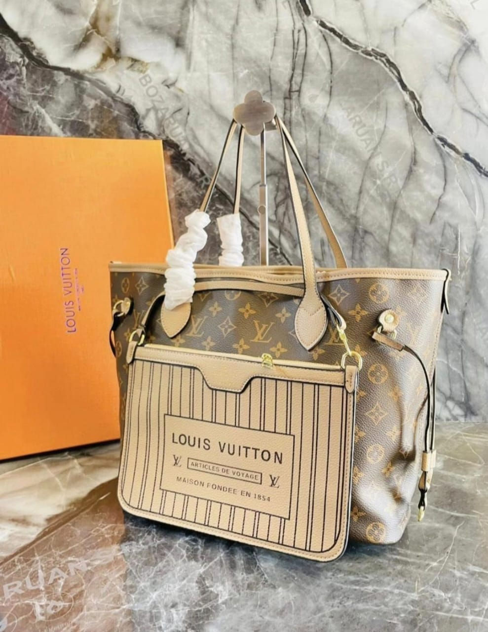CARTERA NEVERFULL REVERSIBLE LOUIS VUITTON