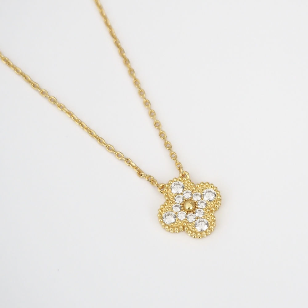 Kjede med krystallkløver