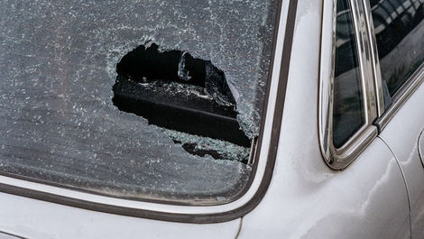 Pros and Cons of Buying a Salvage Car