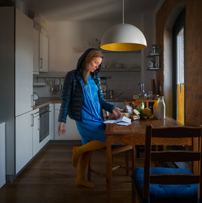 Belkina, Kitchen Story (Serie Zweiraumwohnung), Archival Pigment Print, 2018, 100x100 cm,