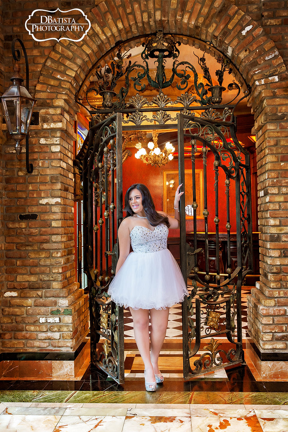 DBatista_Photography__Miami__Quinceañera_Cruz_Bullding_quinceañera_second_dress_white_dress
