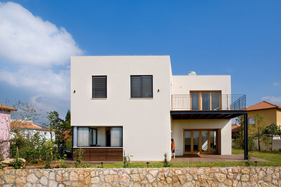 THE YOGEV HOME  |  בית משפחת יוגב
