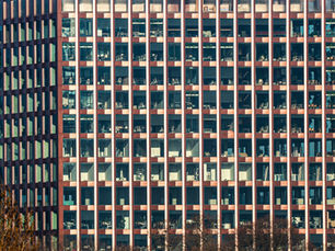 Deals Private Equity 2026 : KKR mise 4,2 Mds$ sur l'énergie propre, Bridgepoint investit 1,4 Md$ dans l'immobilier & les mouvements clés
