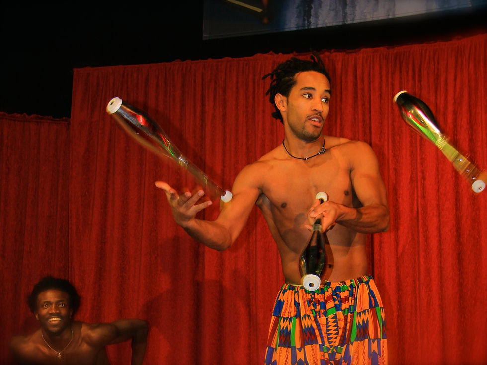 ART LAA/014 JUGGLERS