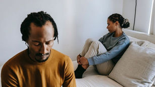 Män som mår dåligt "klagar" - en norm som gör att män överlag har svårare att söka hjälp