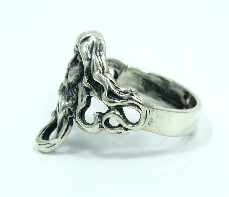 Thumbnail: Antique ART NOUVEAU Flowing Hair Lady Head Face Sterling Silver Ring s.8