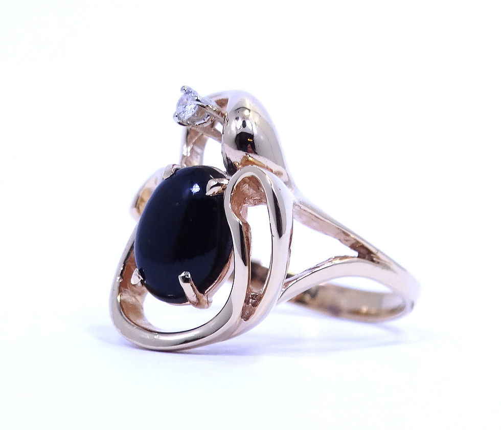 Thumbnail: Vintage BLACK CORAL Mid-Century HAWAII Free Form 14K Yellow Gold Diamond Ring s6