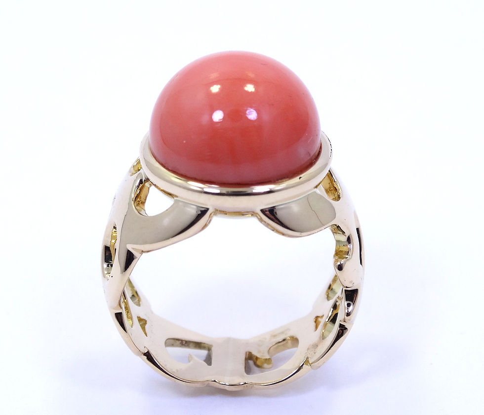 Thumbnail: Vintage ITALY Mediterranean Salmon Pink CORAL Cut Out Pierced 18K Gold Ring s.8