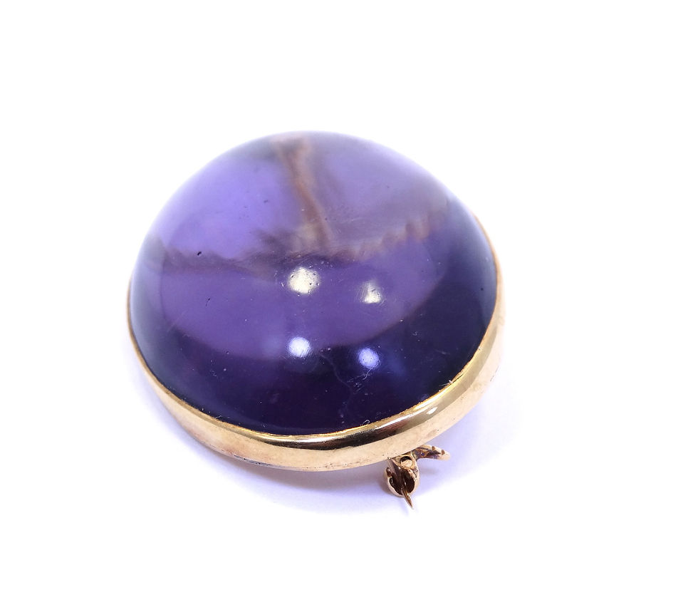 Thumbnail: Antique c.1940 Large Cabochon Purple AMETHYST Domed Pill Bug 14K Gold Brooch Pin