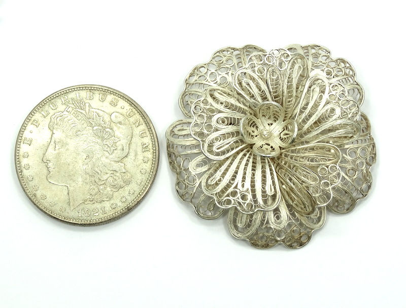 Thumbnail: Fabulous Vintage CANETILLE Filigree Flower Sterling Silver Brooch Pin