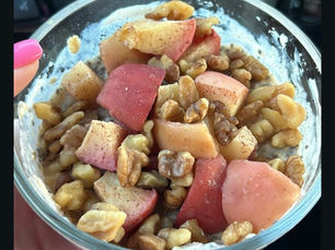 Apple Cinnamon Protein Overnight Oats